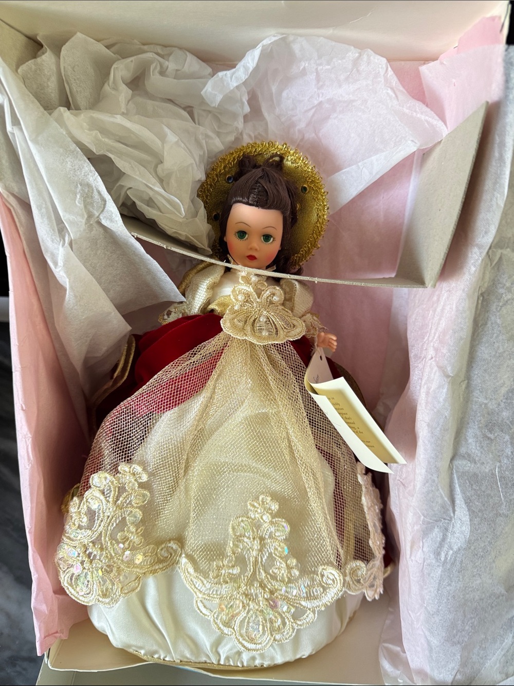 Madame Alexander Blue and Pink Box Label